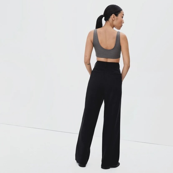 EVERLANE “The Perform Bra” - Picture 4 of 6